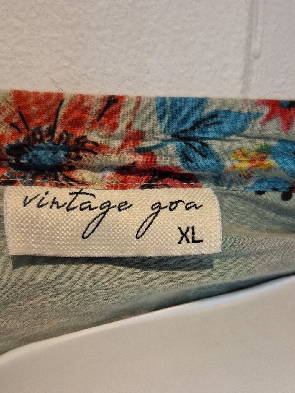 Vintage Goa Floral Long-Sleeve Top with Red Embroidered Placket. Size XL - Picture 6 of 8